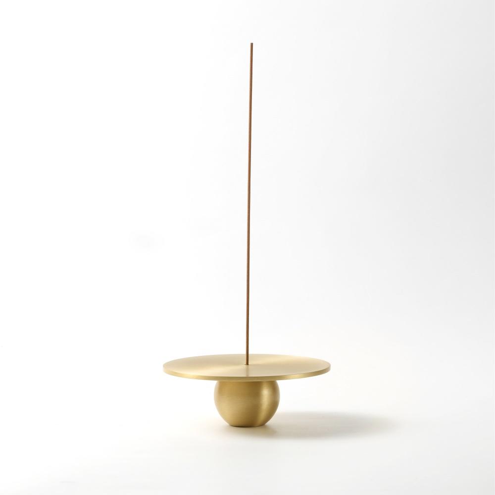 MAXERY New Design Solid Brass Incense Stick Holder Heavy Brass Incense Holder with Ash Catcher Tray Home Fragrance Decor